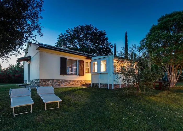 Artemisia Negli Ulivi Bed & Breakfast Magliano in Toscana